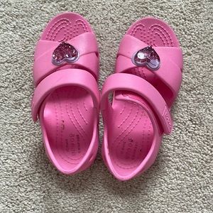 Crocs heart sandals - 10